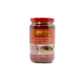 LEE KUM KEE SICHUAN STYLE SPICY NOODLE SAUCE 368G
